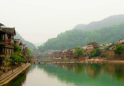 附近好玩的景点 柳州市附近好玩的景点