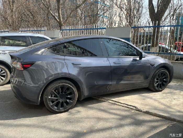 标续modely轮毂改装 model y 有没有必要改轮毂