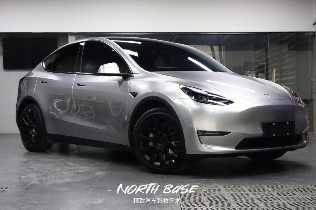 modely灰色双拼 model 3红色和白色