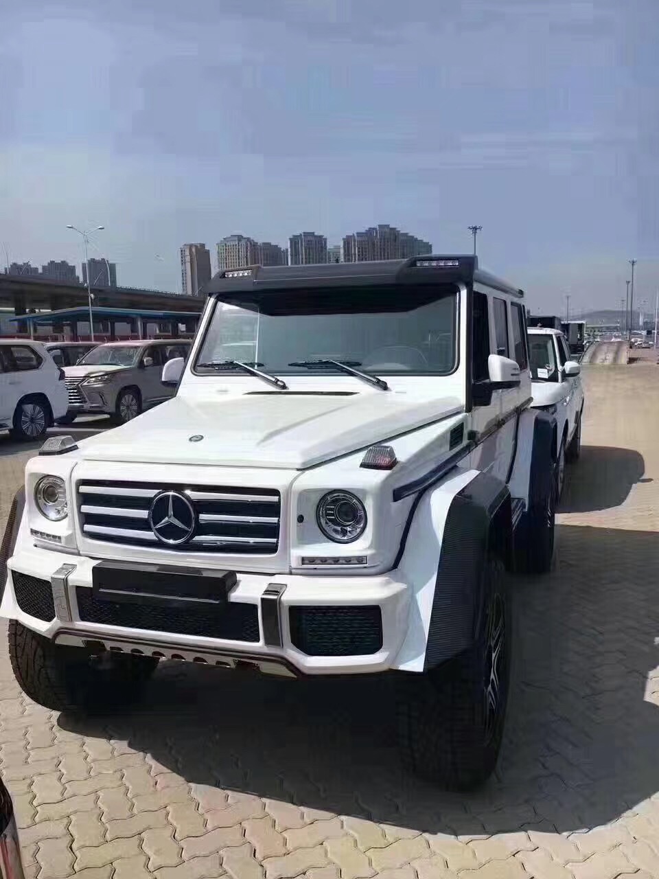 奔驰4x4什么意思 奔驰g4x4是什么意思