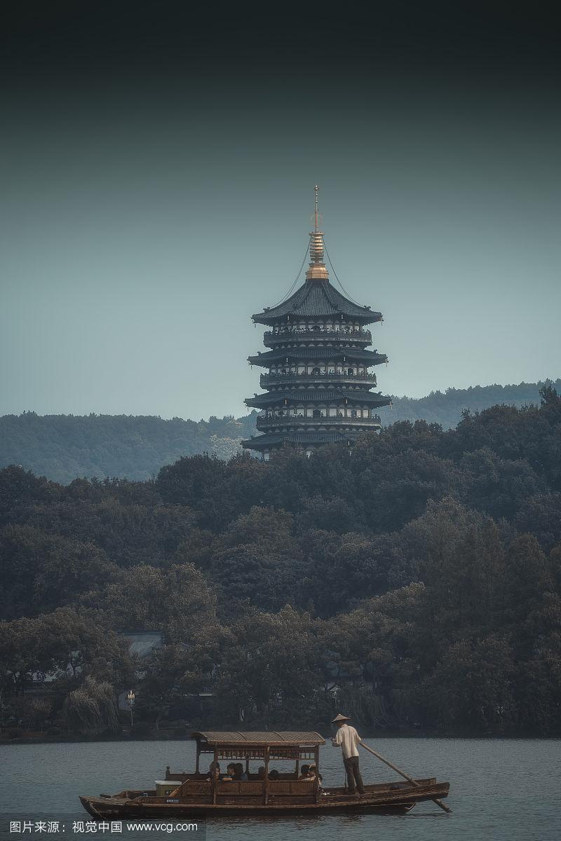 雷峰塔塔顶是金子 雷峰塔塔顶是金子嘛