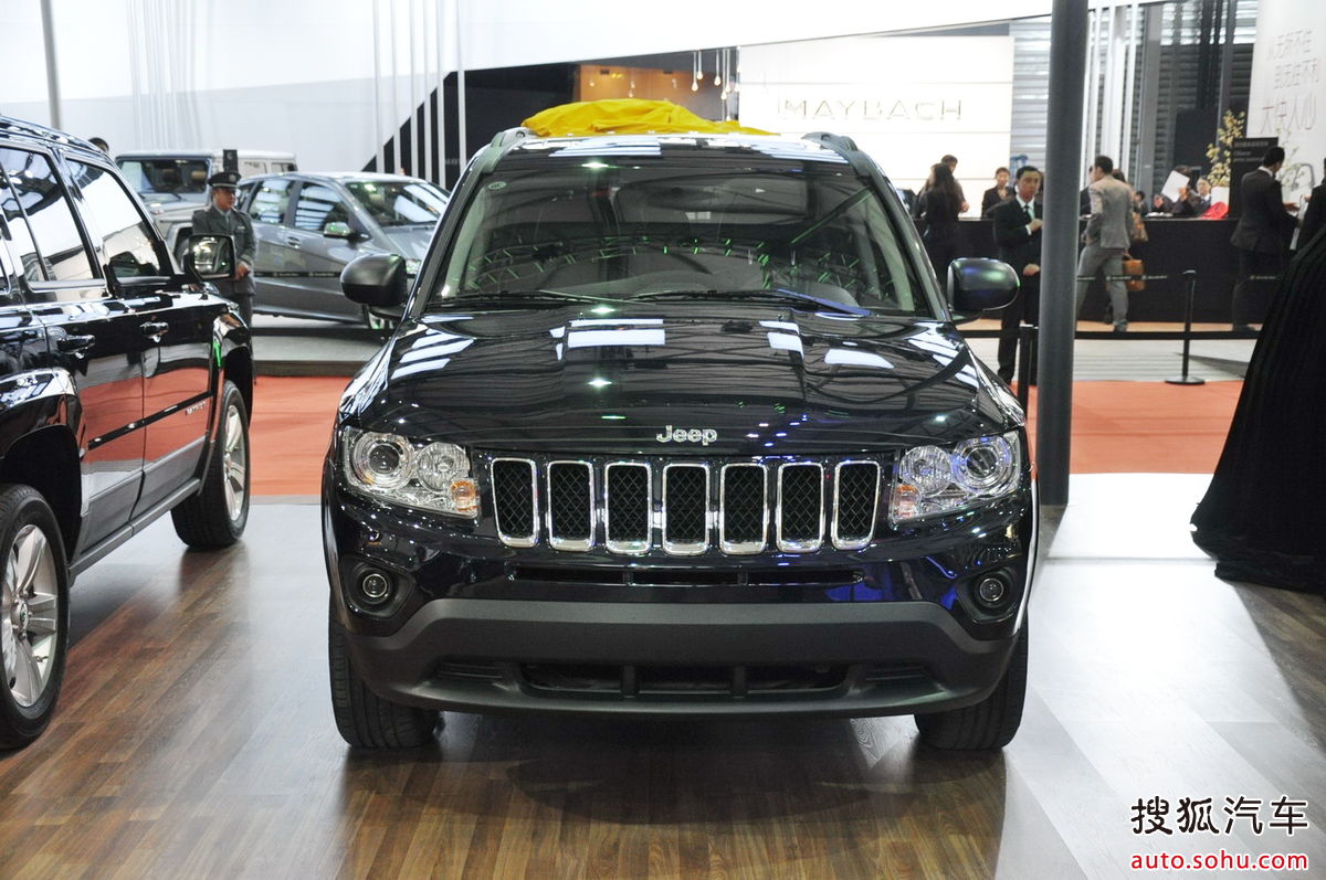 jeep指南者10万左右的suv 